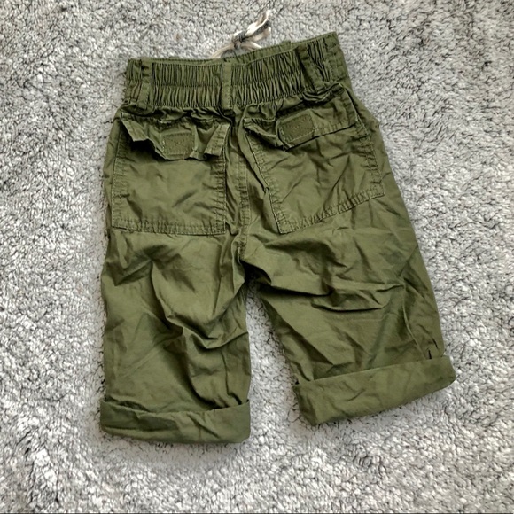 Baby Gap Lightweight Green Cargo Pants - Picture 2 of 2
